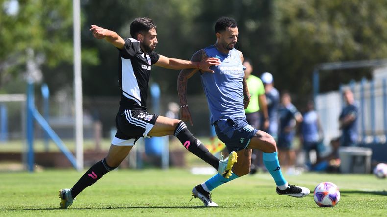 Cardona marcó en el empate de Racing frente a Colo Colo.