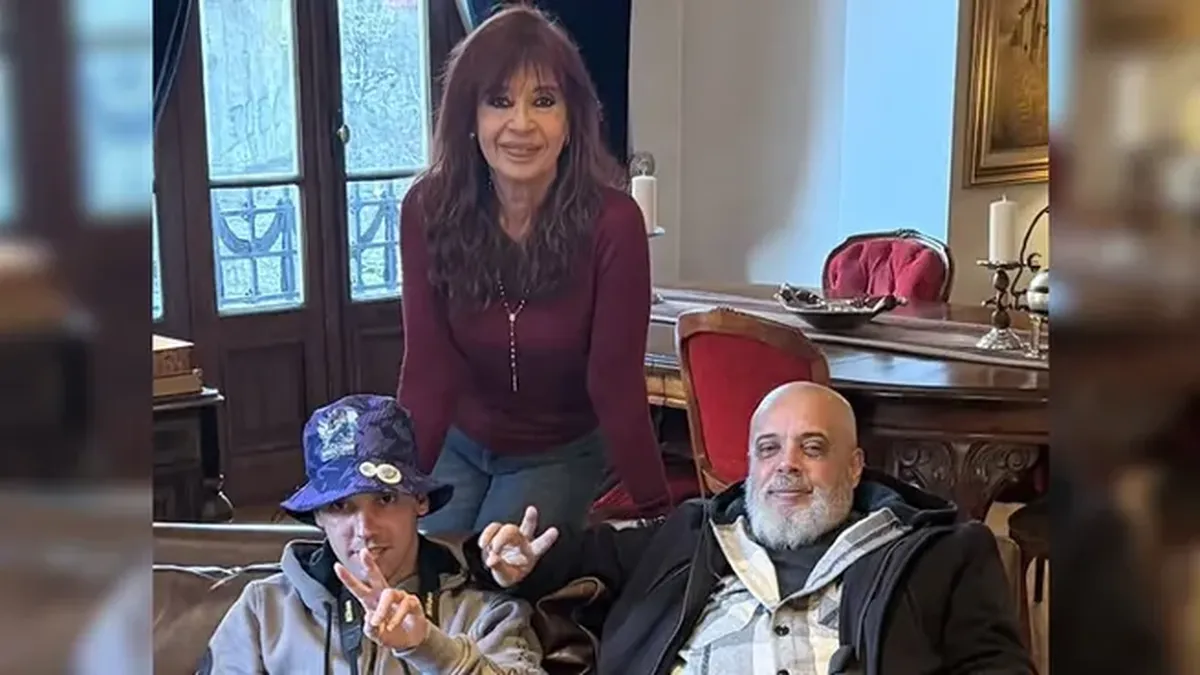 Cristina Kirchner recibió al fotógrafo Pablo Grillo y a su padre