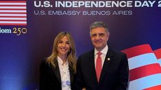 Jorge Macri junto a su esposa, María Belén Ludueña.