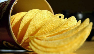 Reciclá las latas de papas y reutilizalas para almacenar alimentos en cuatro simples pasos.