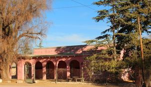 San Esteban se ubica en el Valle de Punilla, rodeada de sierras y a pocos minutos de La Cumbre y Los Cocos.