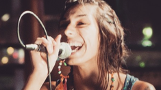 La cantante fue la voz de la banda de ska argentina durante 20 años. La cantante fue la voz de la banda de ska argentina durante 20 años.