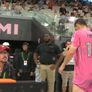 Messi se fue directo al vestuario. Messi se fue directo al vestuario.