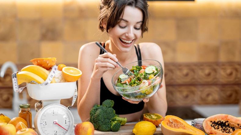 Los seres humanos desarrollaron una cultura alimentaria compleja, que incluye hábitos aprendidos desde la infancia y que pueden influir en nuestro cuerpo de diversas maneras.  