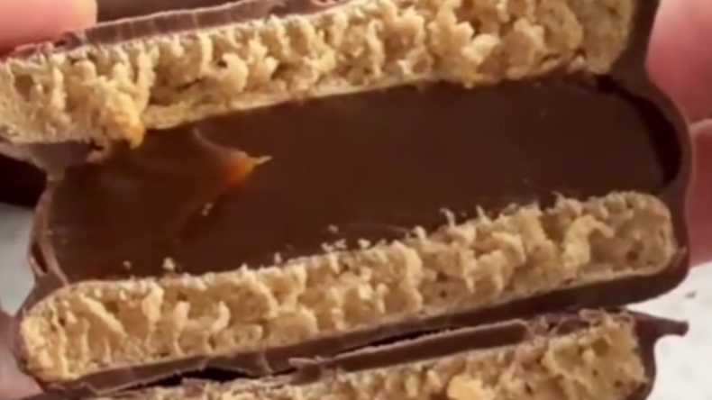 Rellenos con dulce de leche y bañados en chocolate, son una opción práctica y deliciosa para sorprender.