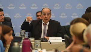 Francos advirtió que habrá más DNU si no sale la Ley Ómnibus.