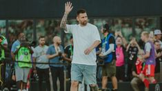 Tata Martino no dio precisión sobre el posible regreso de Messi: “Lo vamos aevaluar cada semana” Tata Martino no dio precisión sobre el posible regreso de Messi: “Lo vamos aevaluar cada semana”