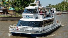 Un nuevo atractivo turístico se incorporó a la Ciudad de Buenos Aires con el regreso del servicio de catamarán en el Riachuelo. Un nuevo atractivo turístico se incorporó a la Ciudad de Buenos Aires con el regreso del servicio de catamarán en el Riachuelo.