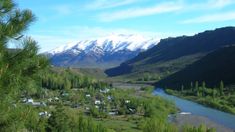 Turismo en Argentina: el pueblo oculto que tiene un río transparente y una cascada. Turismo en Argentina: el pueblo oculto que tiene un río transparente y una cascada.