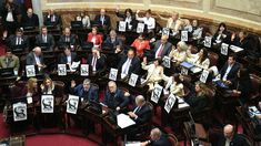 El Senado comenzó la sesión pasada las 15hs con un arranque marcado por los cruces.&nbsp;