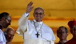 El papa Francisco asumió tras la renuncia de Benedicto XVI.