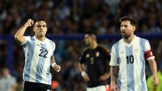 Lautaro Martínez convirtió un golazo para Argentina contra Perú tras un pase de Lionel Messi. Lautaro Martínez convirtió un golazo para Argentina contra Perú tras un pase de Lionel Messi.