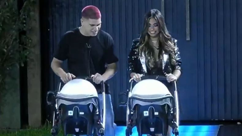 Si bien est&aacute;n separados, Thiago y Daniela siguen en contacto para la crianza de sus hijas.