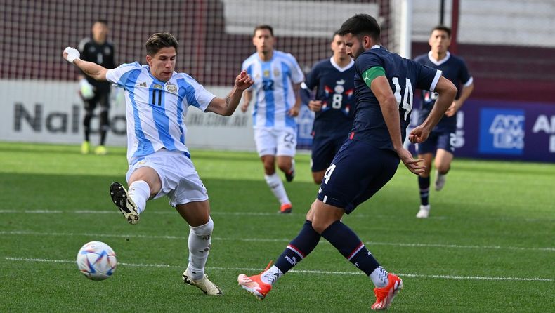 Giuliano Simeone se ganó un lugar en el plantel argentino.