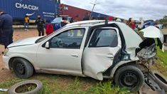 Un tren de cargas embistió un auto con seis ocupantes, todos resultaron ilesos.&nbsp;