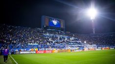 Los cuartos de final de la Copa Libertadores fueron programados para los días 16 y 23 de septiembre. Los cuartos de final de la Copa Libertadores fueron programados para los días 16 y 23 de septiembre.