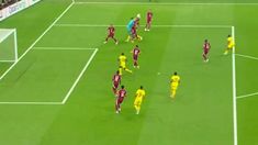 A Ecuador le anularon el 1-0 tras una mala salida del arquero por un supuesto fuera de juego. A Ecuador le anularon el 1-0 tras una mala salida del arquero por un supuesto fuera de juego.