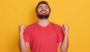 Titulares de la AUH de ANSES recibirán un extra de hasta $25 mil. Titulares de la AUH de ANSES recibirán un extra de hasta $25 mil.