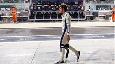 Colapinto debió abandonar en la vuelta 28 tras un choque con Oscar Piastri Colapinto debió abandonar en la vuelta 28 tras un choque con Oscar Piastri