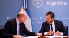 Massa junto a Perotti. Massa junto a Perotti.