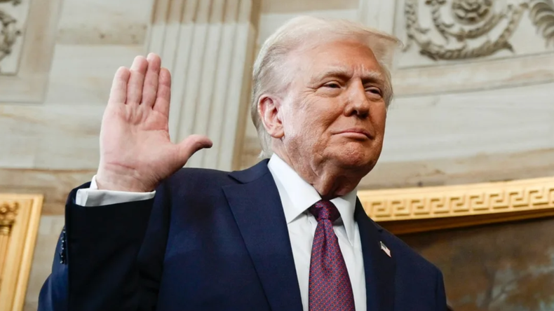 Donald Trump lanzó su línea de perfumes.