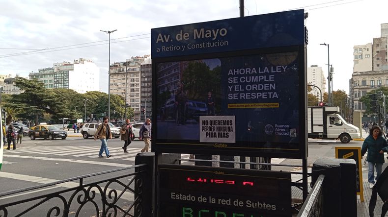 La avenida 9 de Julio en la previa a la concentración en la plaza del Congreso.