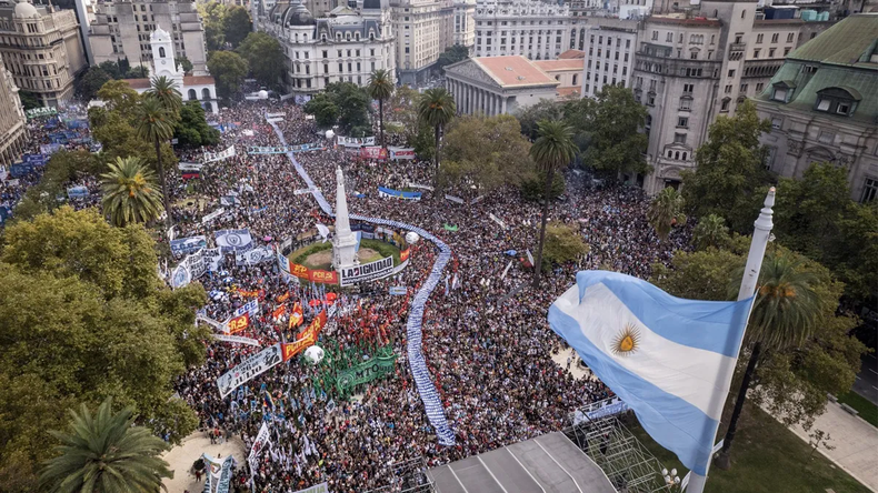 Cientos de miles de personas marcharán bajo la consigna Que digan dónde están.