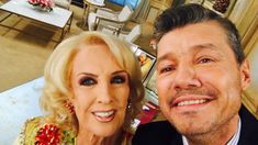 La selfie de Mirtha Legrand y Marcelo Tinelli en un histórico Almorzando.. a solas La selfie de Mirtha Legrand y Marcelo Tinelli en un histórico Almorzando.. a solas