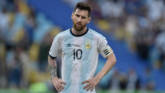Messi, muy preocupado por las lesiones en la Selección Argentina a días del Mundial de Qatar 2022 Messi, muy preocupado por las lesiones en la Selección Argentina a días del Mundial de Qatar 2022