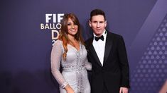 Mirá los looks de Lionel Messi y su mujer, Antonella Roccuzzo, en el Balón de Oro 2016 Mirá los looks de Lionel Messi y su mujer, Antonella Roccuzzo, en el Balón de Oro 2016