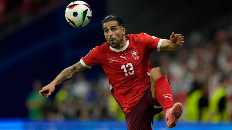 Ricardo Rodríguez, emblema de la Selección Suiza.