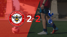 tottenham saco un punto luego de empatar a 2 goles con brentford