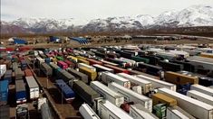 El fuerte temporal provocó el corte de rutas y dejó dos metros de nieve.
