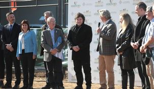 Javier Milei asiste al evento en La Rural.visibility