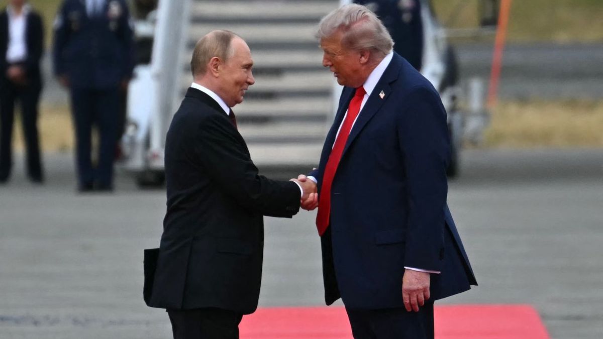Donald Trump anunció que se reunirá con Vladimir Putin para negociar el fin de la guerra en Ucrania