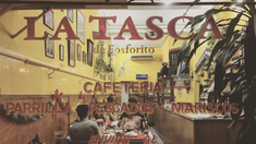El bodegón de Buenos Aires que sirve el mejor pollo al ajillo. El bodegón de Buenos Aires que sirve el mejor pollo al ajillo.