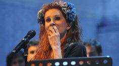 Nacha tentada para encabezar la revista que dirigirá Carmen en Mardel Nacha tentada para encabezar la revista que dirigirá Carmen en Mardel