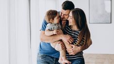 ANSES entregará sus haberes con aumento para septiembre de 2022 a titulares de AUH, AUE y Asignaciones Familiares. ANSES entregará sus haberes con aumento para septiembre de 2022 a titulares de AUH, AUE y Asignaciones Familiares.