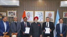 El presidente y CEO de YPF, Horacio Marín, participó de la firma del Memorándum de Entendimiento en Nueva Dehli. El presidente y CEO de YPF, Horacio Marín, participó de la firma del Memorándum de Entendimiento en Nueva Dehli.