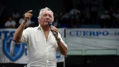 Luis Barrionuevo, fue internado en la tarde de este martes de urgencia por una descompensación.