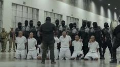 Los migrantes deportados por Trumo ya están en la megacárcel de Bukele. Los migrantes deportados por Trumo ya están en la megacárcel de Bukele.
