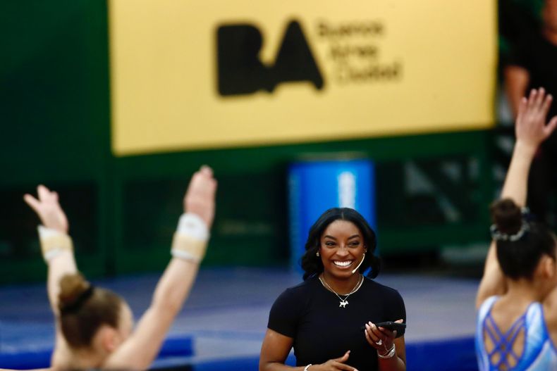 Simone Biles cronometró todos los ejercicios de la clínica del Parque Roca.