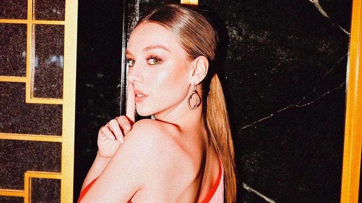 El video de Ester Expósito anunciando la tercera temporada de Élite con ...