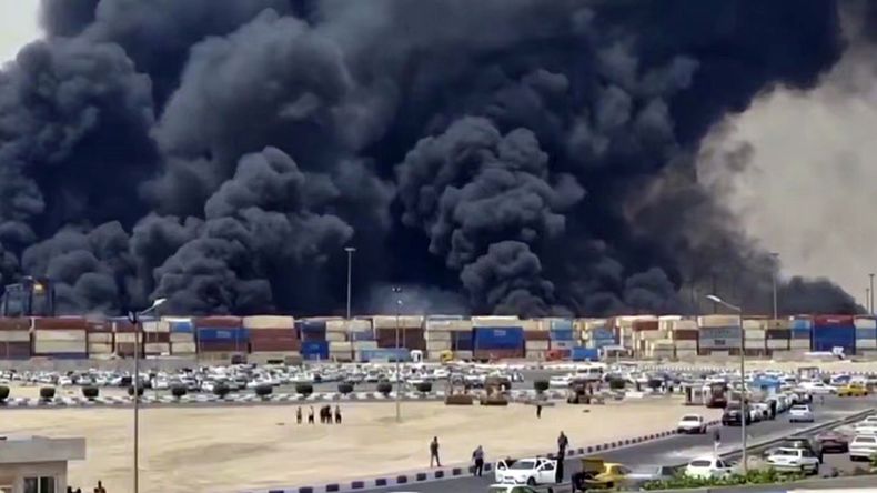 Tragedia en Irán: una explosión en un puerto deja 8 muertos y más de 700 heridos.