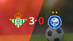Doblete de Aitor Ruibal en la goleada de Betis frente a Helsinki