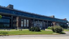 El Gobierno despidió a 110 trabajadores del Hospital Posadas.