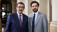 Ricardo Darín interpreta a Julio Strassera y Peter Lanzani a Luis Moreno Ocampo. Ricardo Darín interpreta a Julio Strassera y Peter Lanzani a Luis Moreno Ocampo.