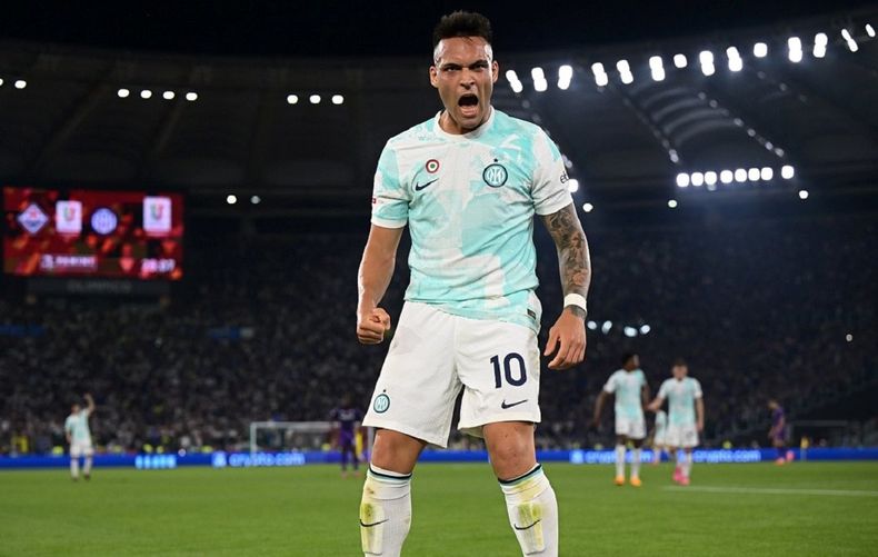 Video: Lautaro Martínez celebró su gol 100 en Inter en la final de la Copa  Italia