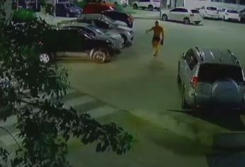 El policía habría disparado unas 40 veces.