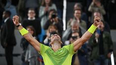 El festejo de Rafael Nadal tras el triunfo contra Novak Djokovic. El festejo de Rafael Nadal tras el triunfo contra Novak Djokovic.